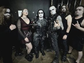 Joff Bailey ya está de gira como nuevo guitarrista de Cradle Of Filth. Fuente imagen: BraveWords