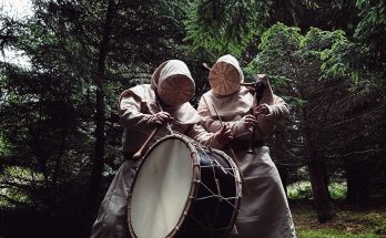 Seasons of the Dark Hive, el debut de Tabernis