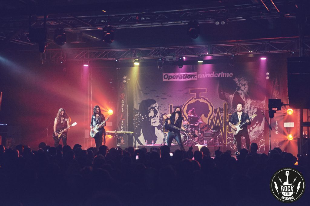 Crónica de Geoff Tate en Revi Live, la banda al completo