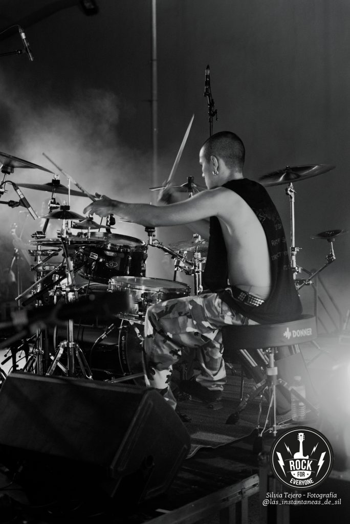 Crónica de Metalfara 2026: Foto del batería de Bloodstorm