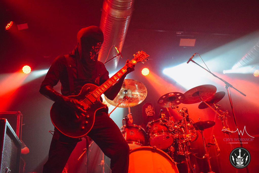 Foto de GAEREA en la crónica de In Flames en Sevilla