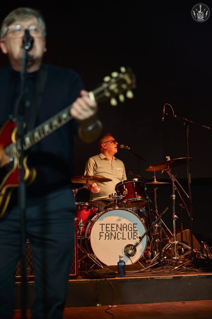 Crónica de Teenage Fanclub en Madrid, foto del batería de la banda